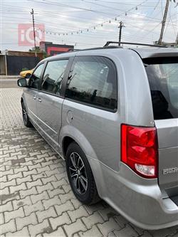 دودج جراند كارافان